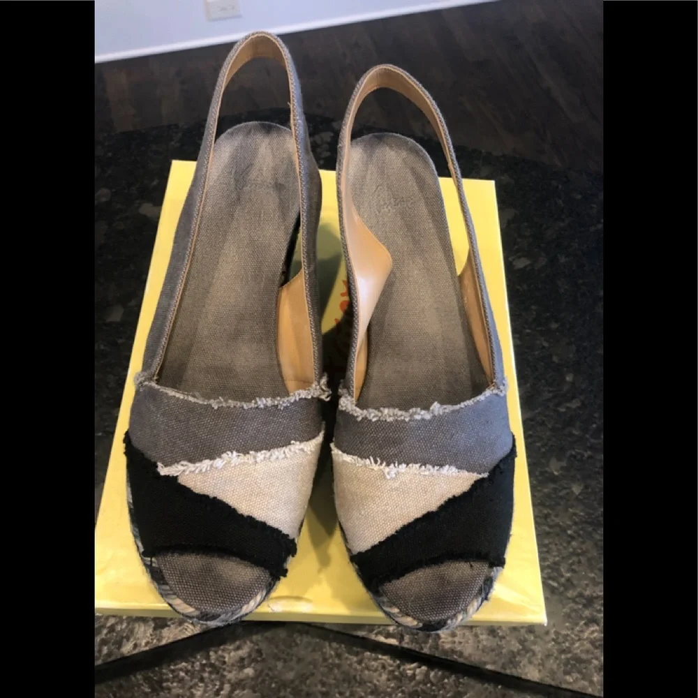 Castaner Black/Gray Frayed Edge Espadrilles